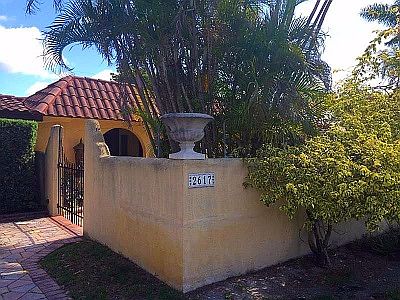 1st image of 2605 NE 35th St