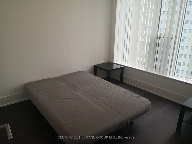 10 York St #3002 — Photo 9