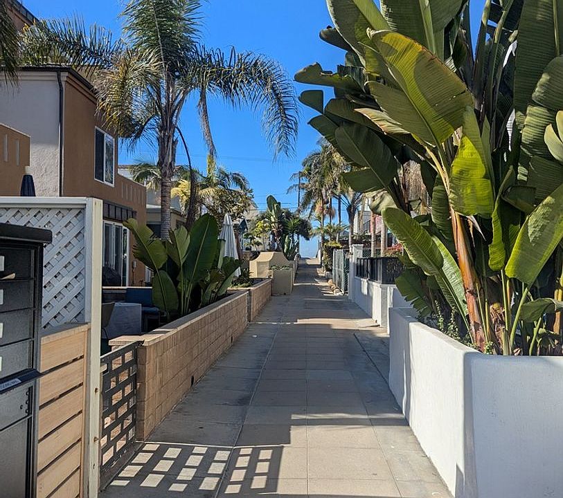 1st image of 3314 Mission Blvd #4