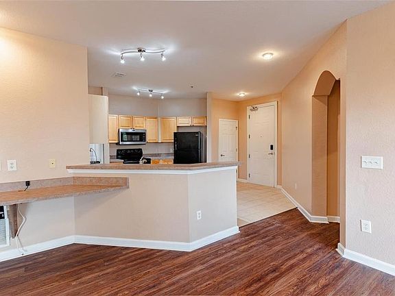 5th image of 709 Terrace Ridge Cir #709