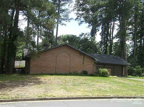 2nd image of 2503 Yorkshire Dr