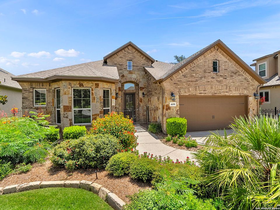 1st image of 4690 Amorosa Way