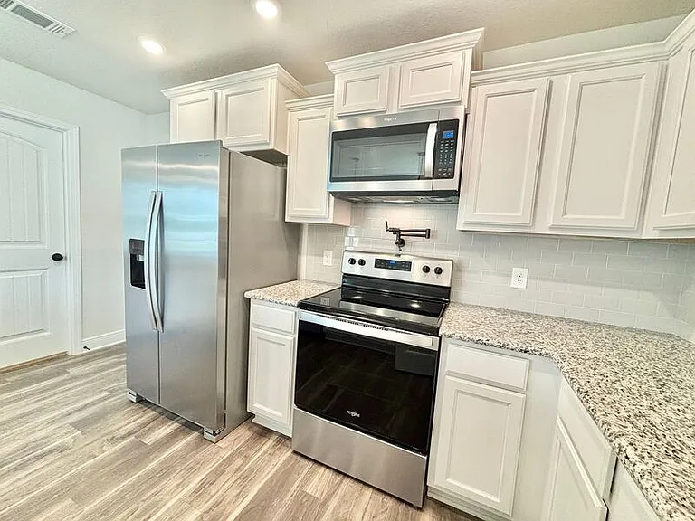 5031 Peach Dr #PRO — Photo 4