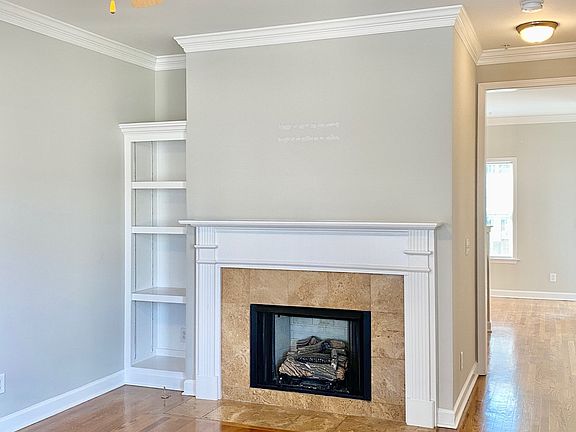 3rd image of 1017 McKenna Dr #4