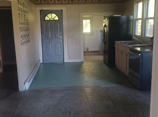 1202 Gatewood Rd, Fayetteville, WV 25840