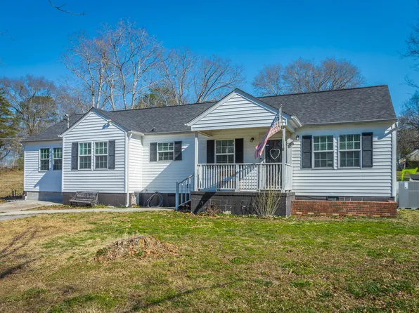 142 Park St, Chickamauga, GA 30707