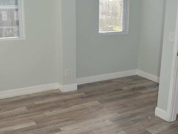 4th image of 2413 Reisterstown Rd #2