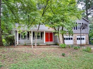 360 Farm Path, Roswell, GA 30075
