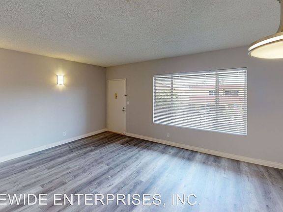 3rd image of 4325 Berryman Ave #22