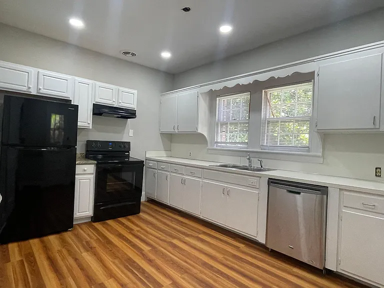 406 S Harding St #A — Photo 19