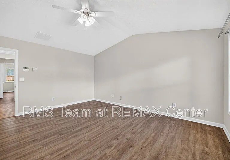 4379 Annlette Dr NW — Photo 32