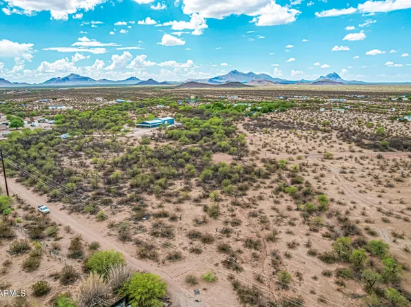 17847 W HUSKER Lane #8, Marana, AZ 85653