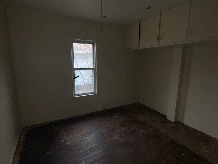 2433 Pennsylvania Ave — Photo 9