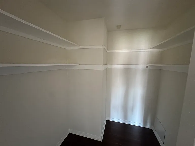 5401 W Olympic Blvd #3 — Photo 24