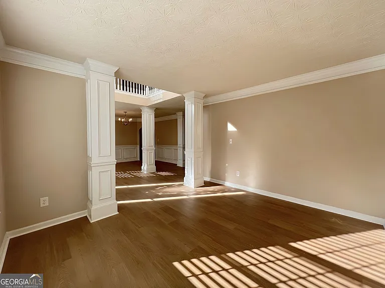 2751 Spence Ct — Photo 8