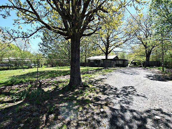 3rd image of 118 Polk Rd #76