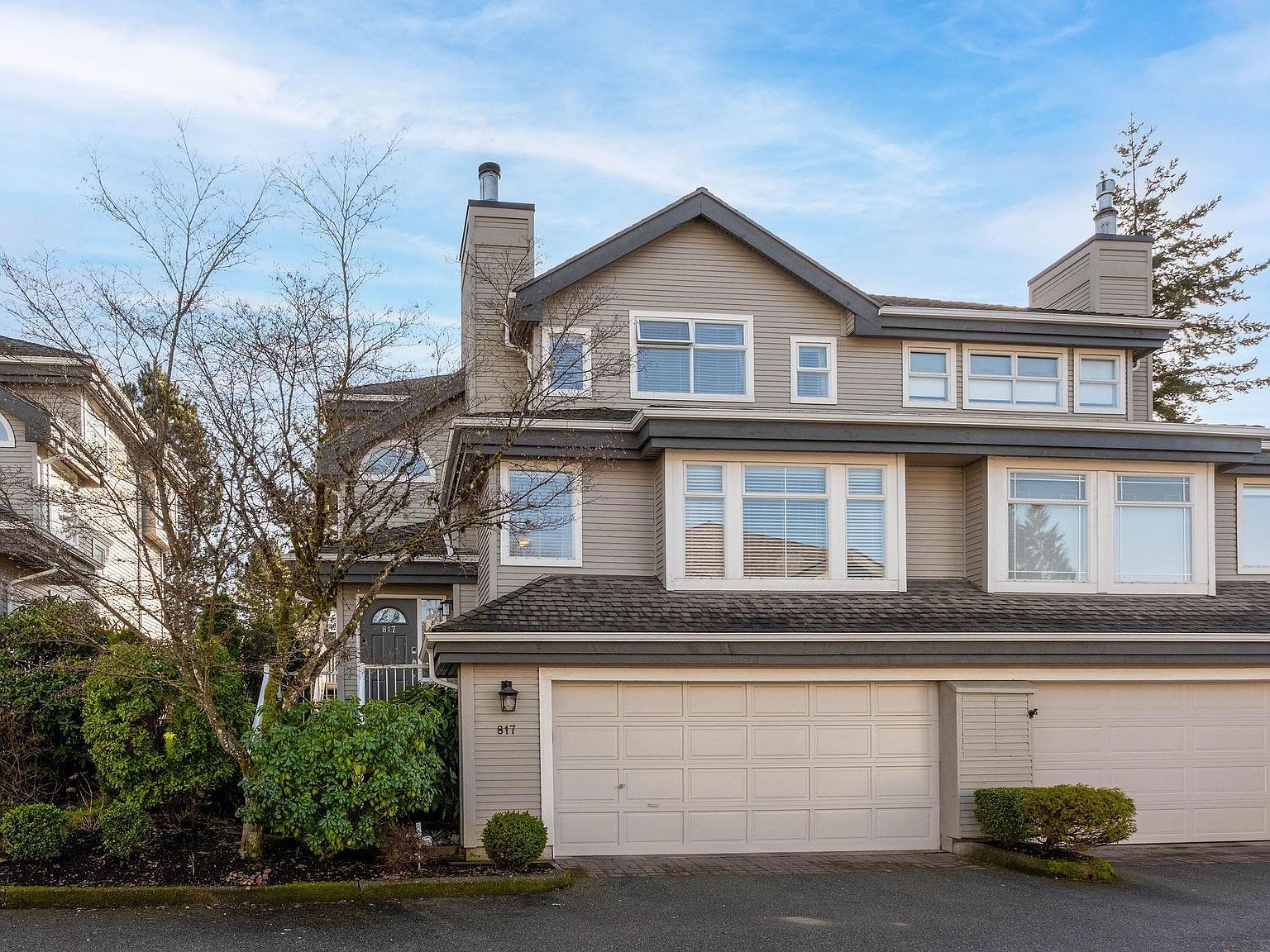 817 Roche Point Dr