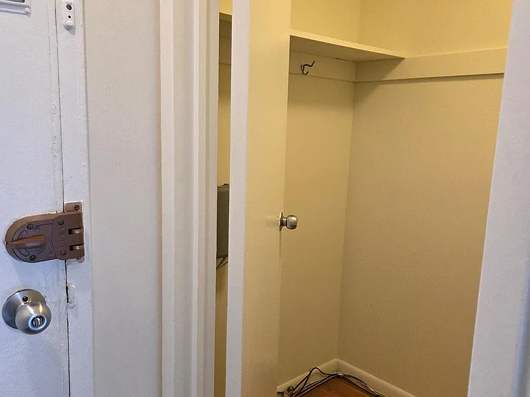10432 Rockville Pike #301 — Photo 2