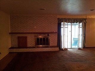 4th image of 614 W Hobbs St