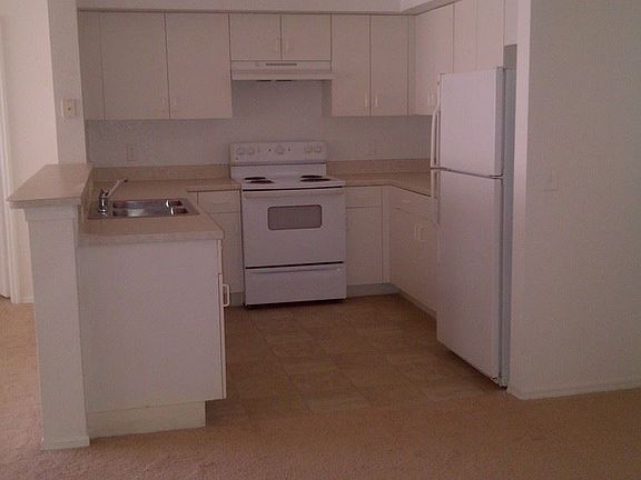4th image of 448 Jordan Stuart Cir APT 220