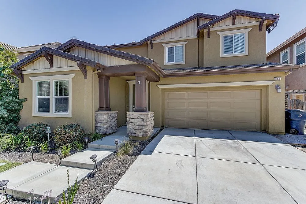 468 W Campania Way photo 1