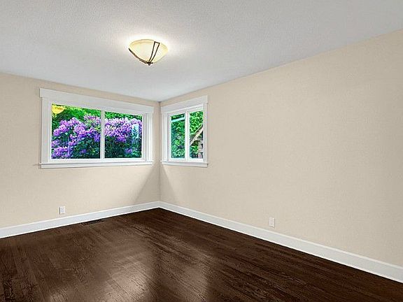 Awesome chefs kitchen with slab granite and high end appliances all new!!