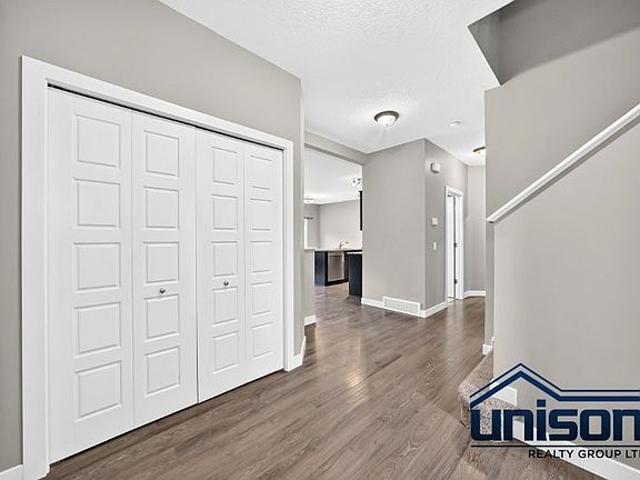 2nd image of 84 Cimarron Springs Cir
