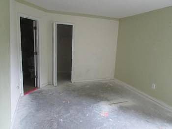 5th image of 9405 Arbor Glen Ln