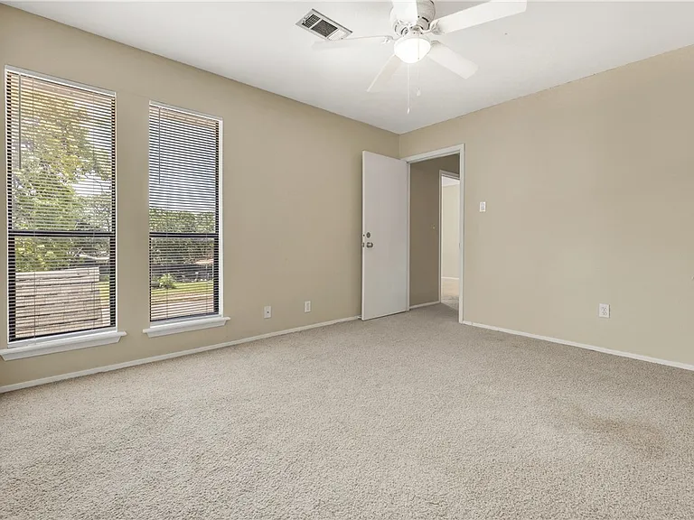 2101 Barak Ln #17 — Photo 15