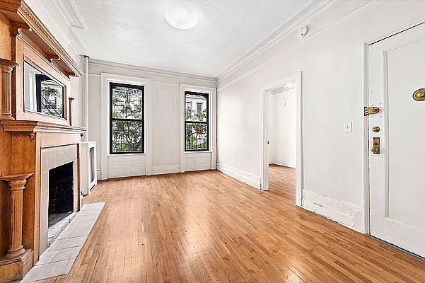 1st image of 169 W 80th St APT 4A