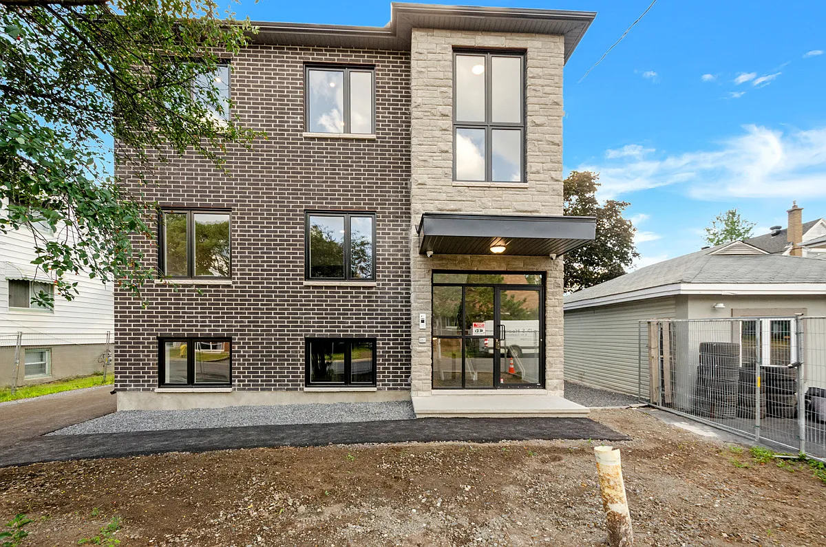206 Alfred Street — Photo 1