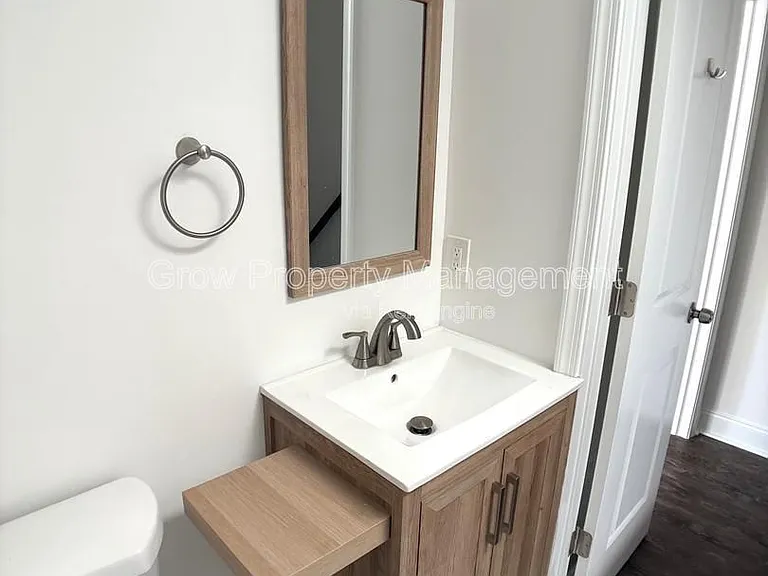 1220 S 13th St #3 — Photo 12
