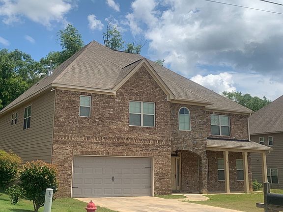 3rd image of 50 White Pine Way