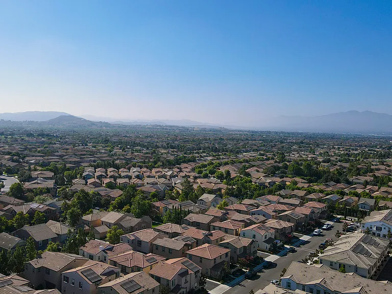7070 Montecito Ln — Photo 47