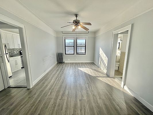3rd image of 4340 41st St APT 3R