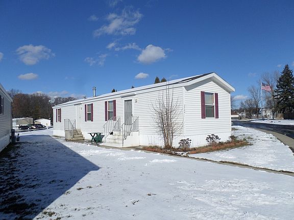 2nd image of 2704 Cour Regis St