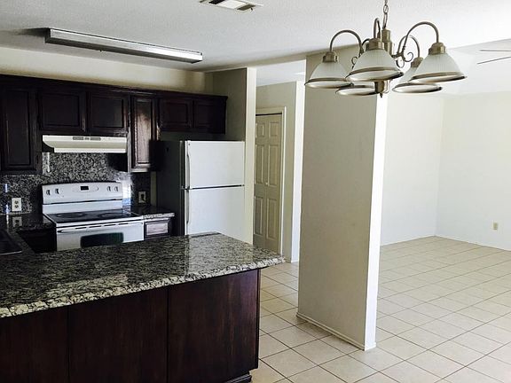 3rd image of 1909 S 38th St APT 12