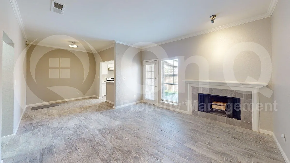 1 bed, 1.0 bath, 720 sqft, $1,250 — Photo 3