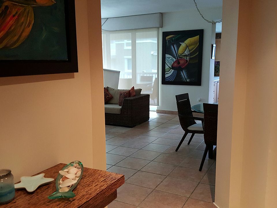 2 bedrooms 2 plus 1/2 bath