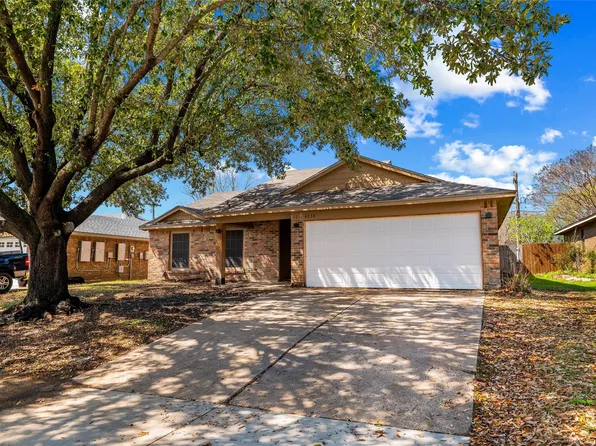 4238 Emerson Dr, Grand Prairie, TX 75052