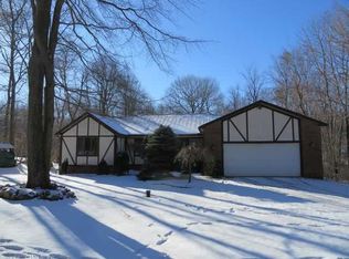 81 Midwood Farm Rd, East Hampton, CT 06424