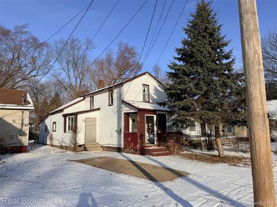 1711 Division St, Muskegon, MI, 49441