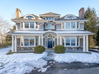 87 Oak Street, New Canaan, CT, 06840