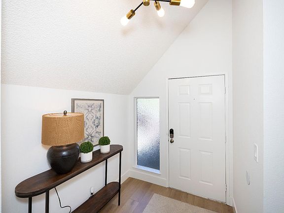 3rd image of 561 Thain Way