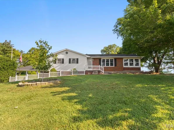 157 W Mill St, Ruma, IL 62278