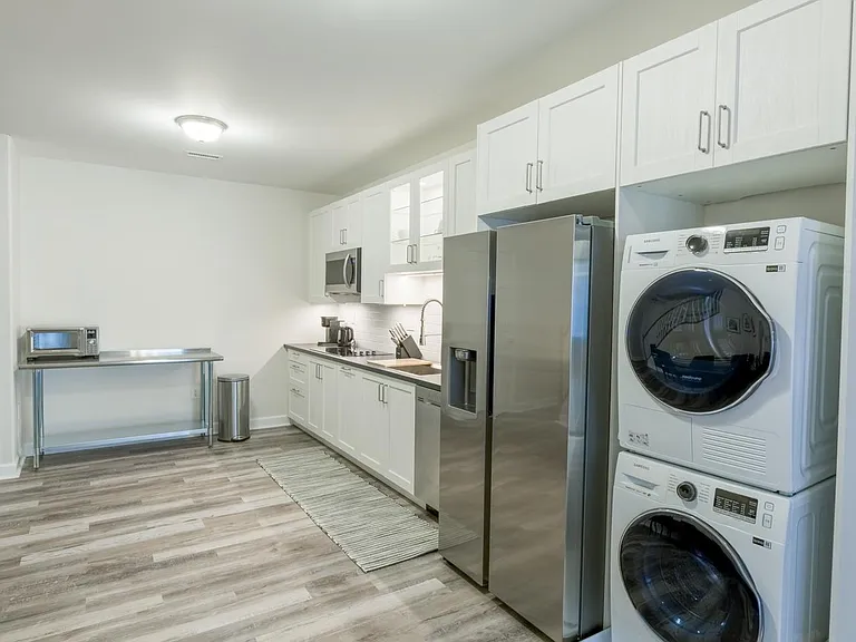 1825 Great Falls St #2 — Photo 13