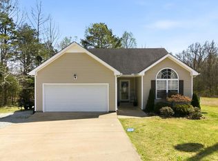 235 Foxfire Rd, Paris, TN 38242