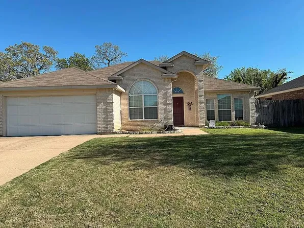 1117 Hidden Glade Dr, Mansfield, TX 76063