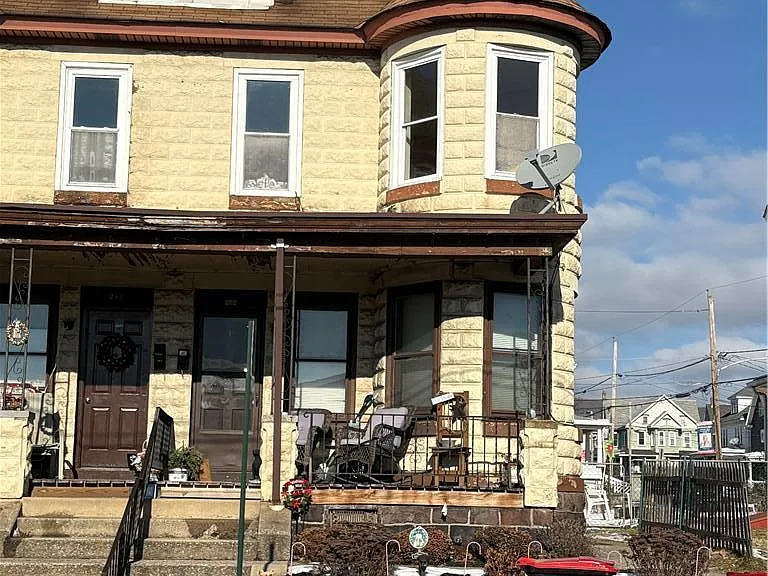 404 Mahoning St — Photo 1