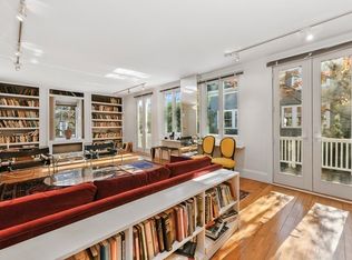 11 Maynard Pl #11, Cambridge, MA 02138